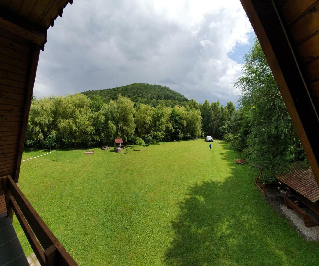 Kamilla Kulcsoshaz Villa Sub Cetate Esterno foto