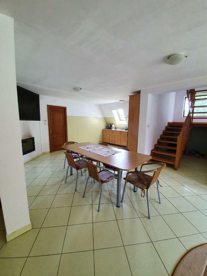 Kamilla Kulcsoshaz Villa Sub Cetate Esterno foto